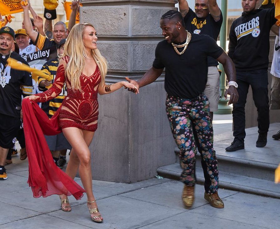 NFL Television Schedule + Carrie Underwood is Sunday Night Football