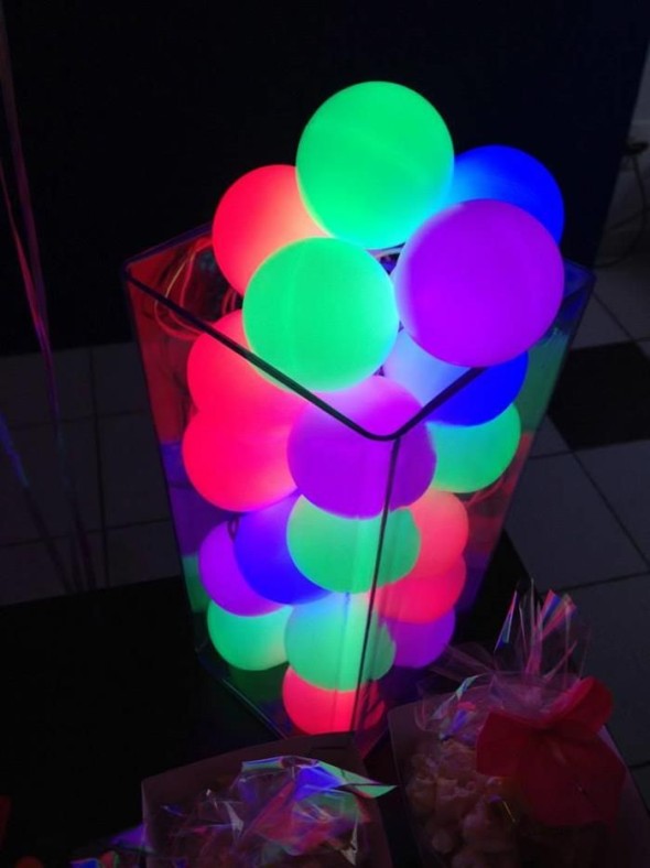 Party themes- Neon party- Glow Party ideas via frostedevents.com @frostedevents #partythemes #neonglowparty