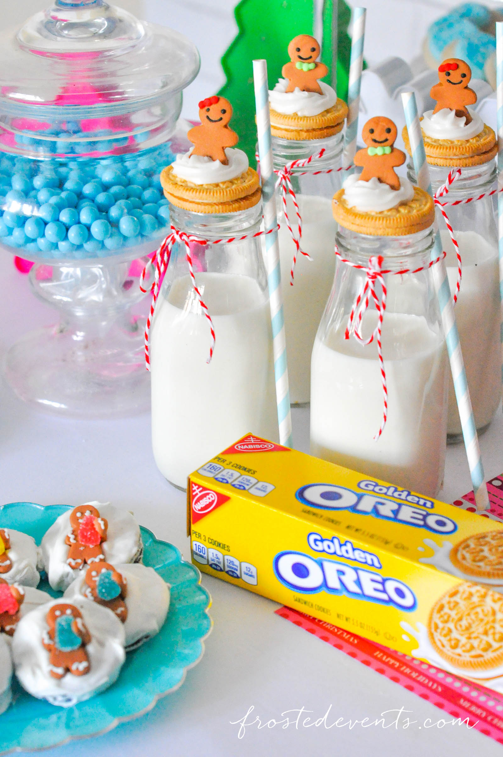 Easy Christmas Cookies + Gingerbread Party Ideas with OREOS and frostedevents.com