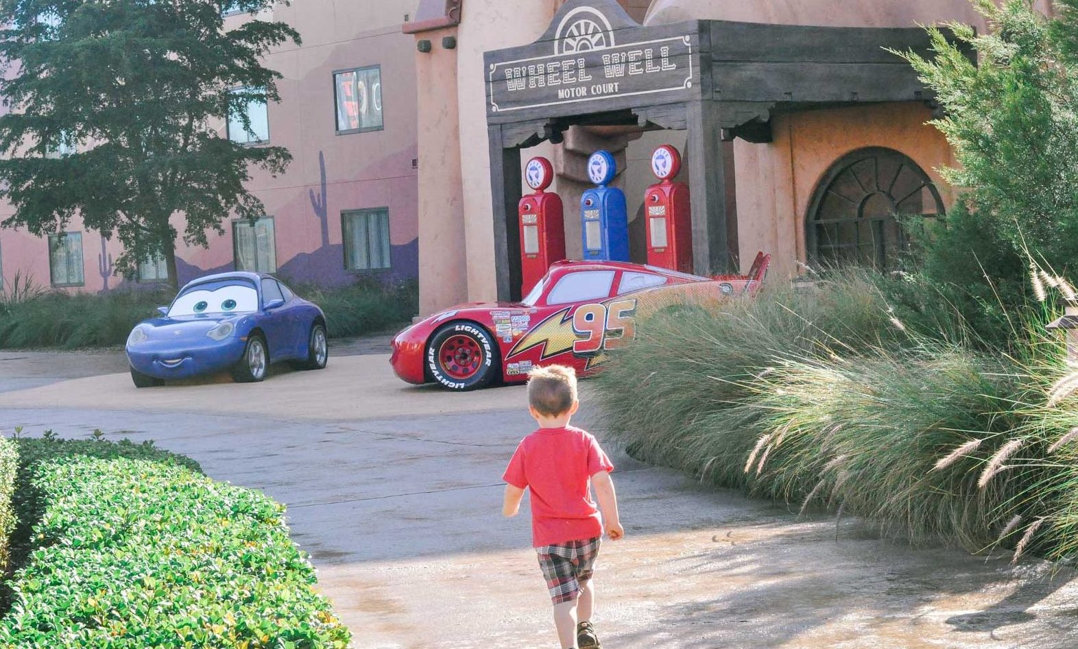 10 Perks of Staying at a Disney World Resort