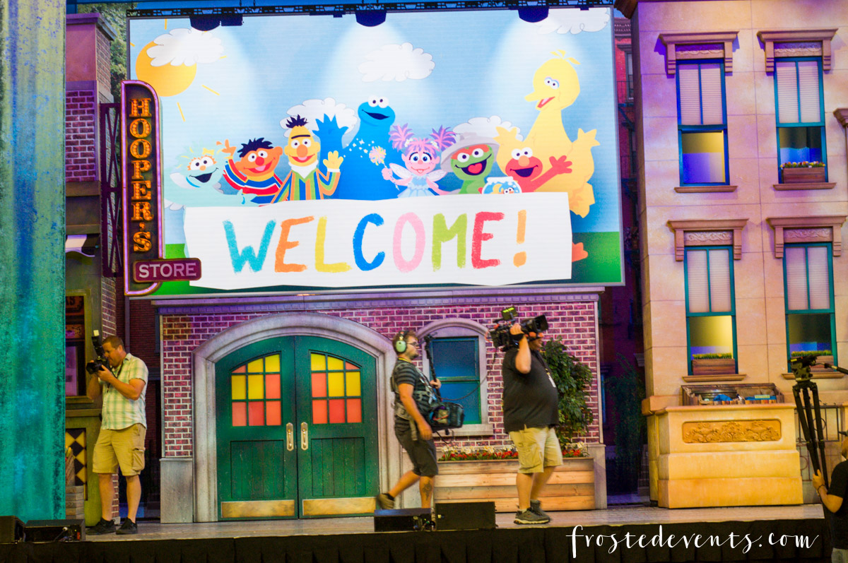 Sesame Street Live Behind the Scenes Look with Misty Nelson, Mom Blogger and Influencer @frostedevents frostedblog.com