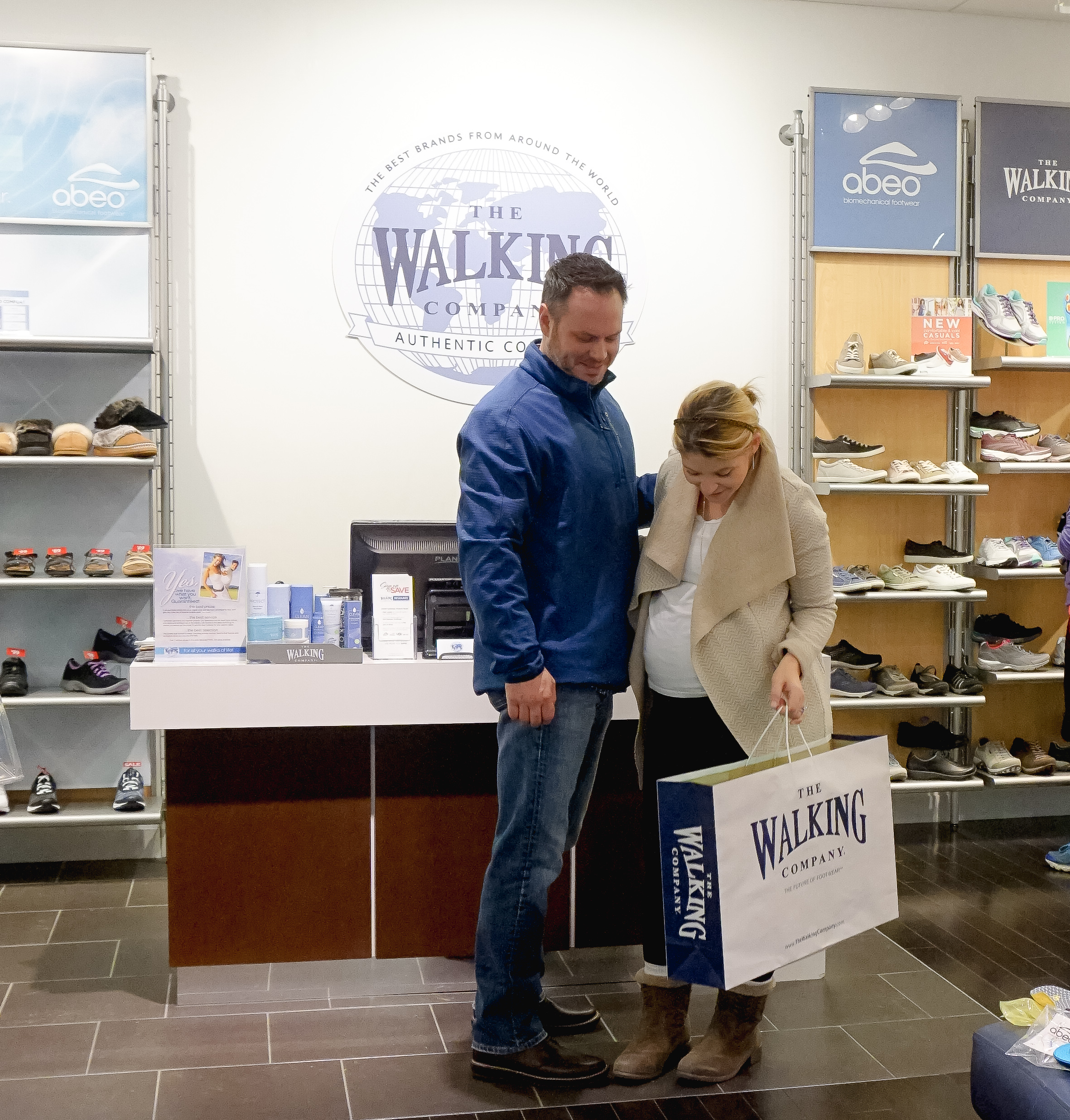 CUSTOM FOOTWEAR THAT’S COMFORTABLE AND STYLISH