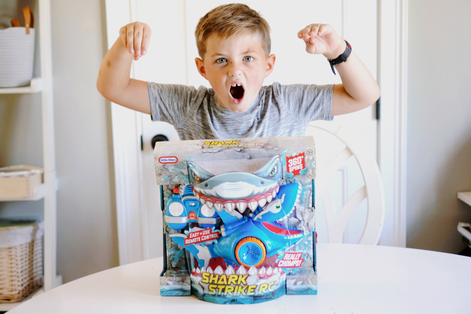 Shark Strike RC by Little Tikes – Kids Toys