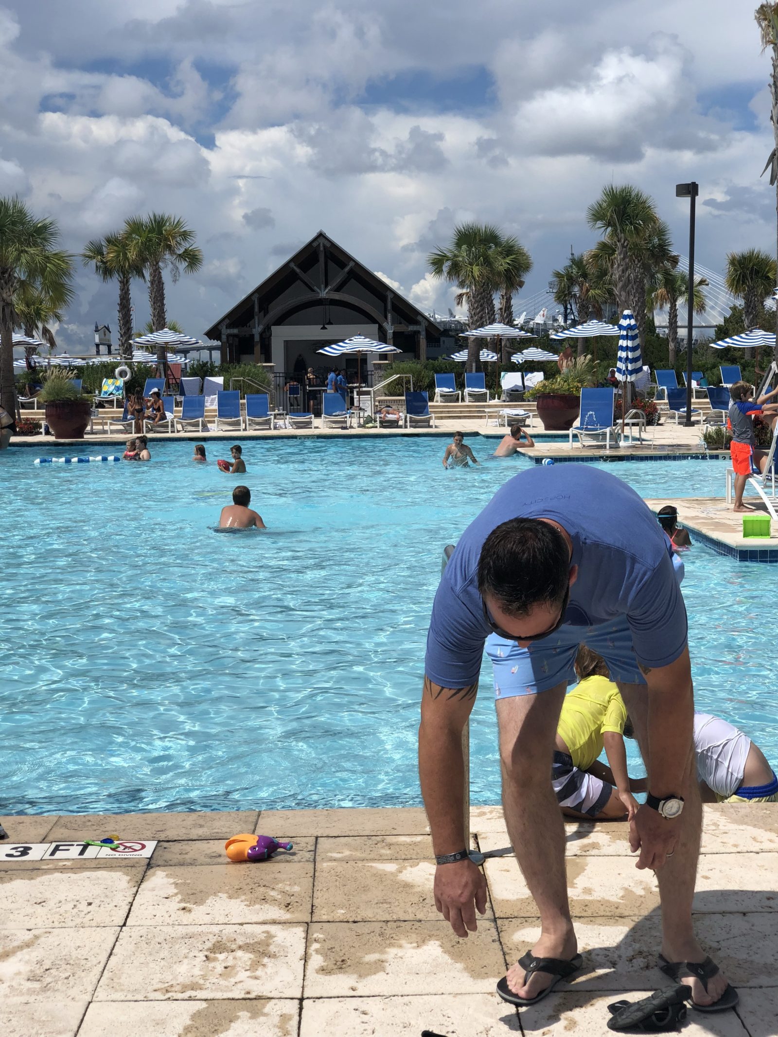 Charleston SC- Family travel South Carolina - family travel bloggers guide things to do in SC - Beach Club resort