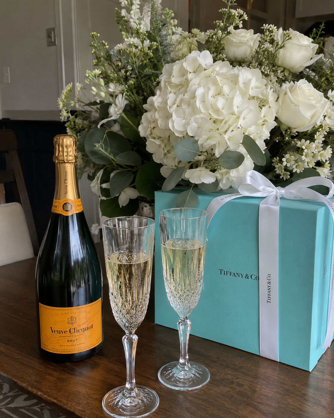 Anniversary Gifts by Year: How to Choose Meaningful Gifts for Every Milestone